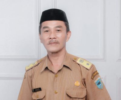 Foto Kepala Desa Awe Kecil